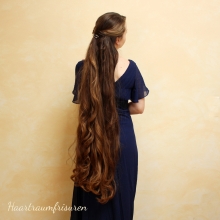 Curly Half Up